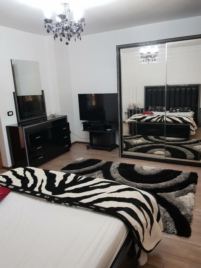 Hotel Casa Piri à Anina Extérieur photo